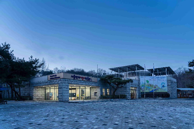 [야간개관] 문화로 야금야금(夜金) 연계 "백제왕성 달빛캠프" 모집 포스터