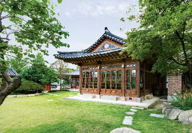 2026 백인제가옥 전시해설 예약 포스터