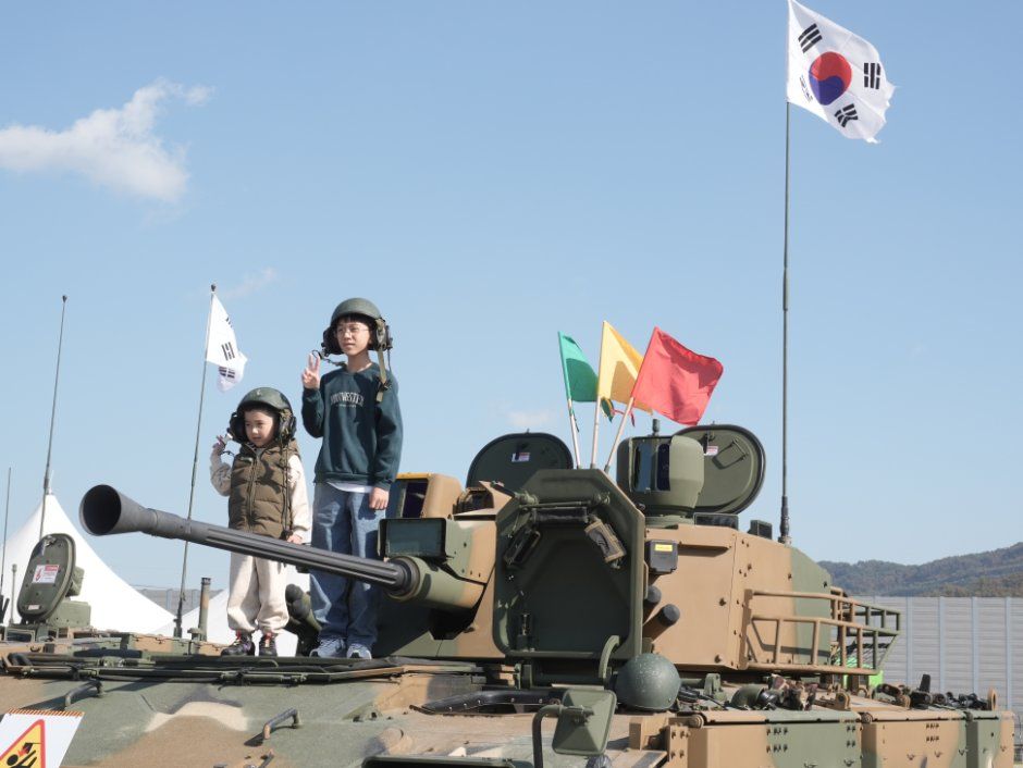 경기‧양주‧지작사 드론봇 페스티벌 포스터